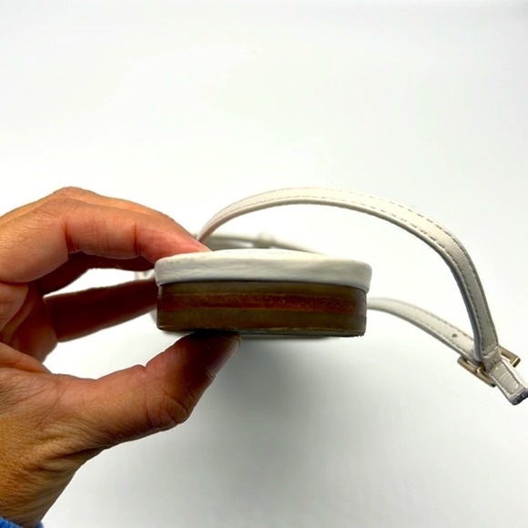 Marc Fisher - Abra  Leather Fisherman White / Gray Closed Toe Flats Size 8 - Picture 6 of 14